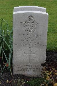 Berlin 1939-1945 War Cemetery - Van Hal, Henri Antonius